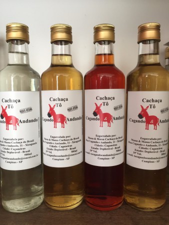 Cachaça Tô Cagando e Andando e seus Blends